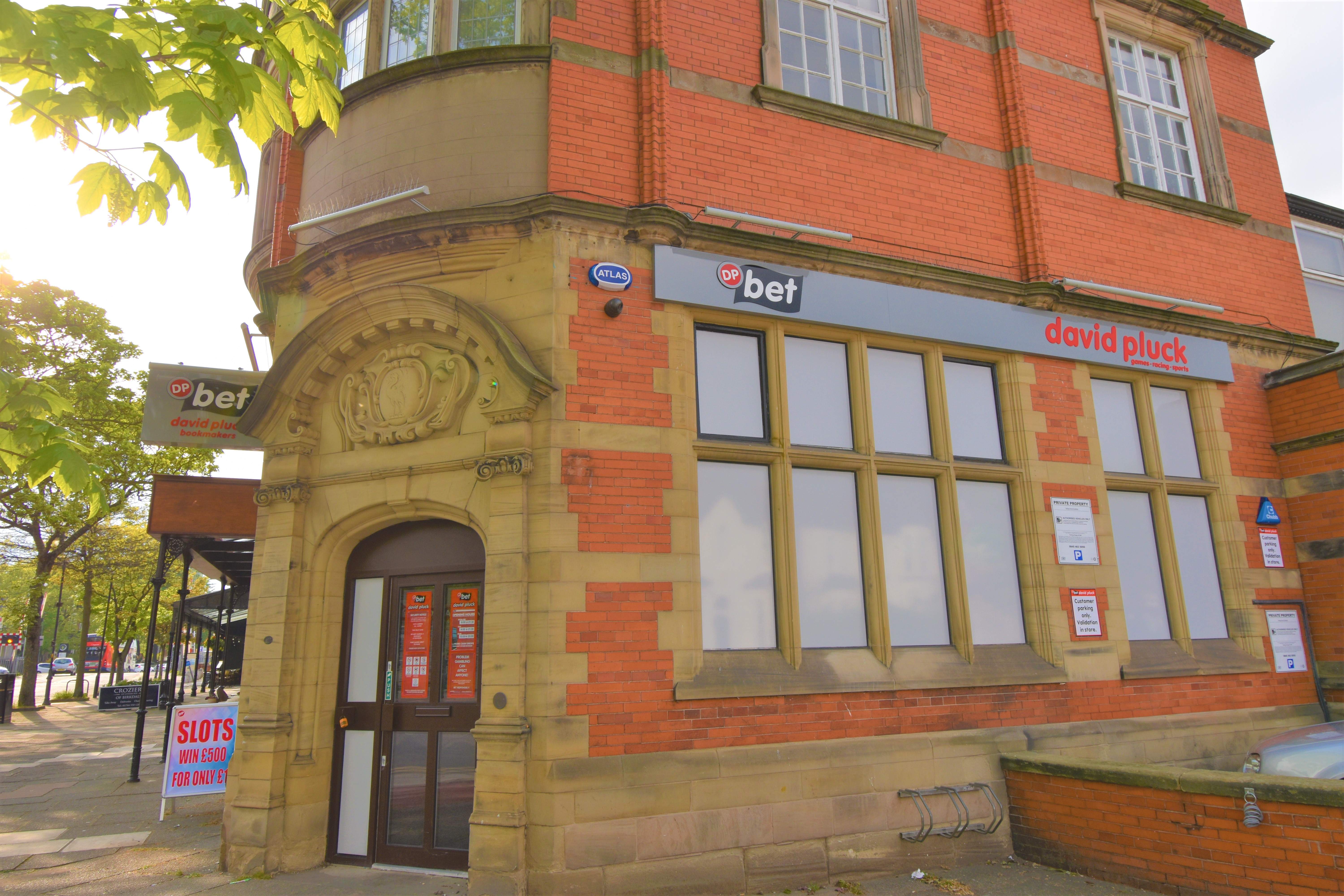 19 Liverpool Road, Birkdale, Southport, PR8 4AR Dave Pluck Bookmakers